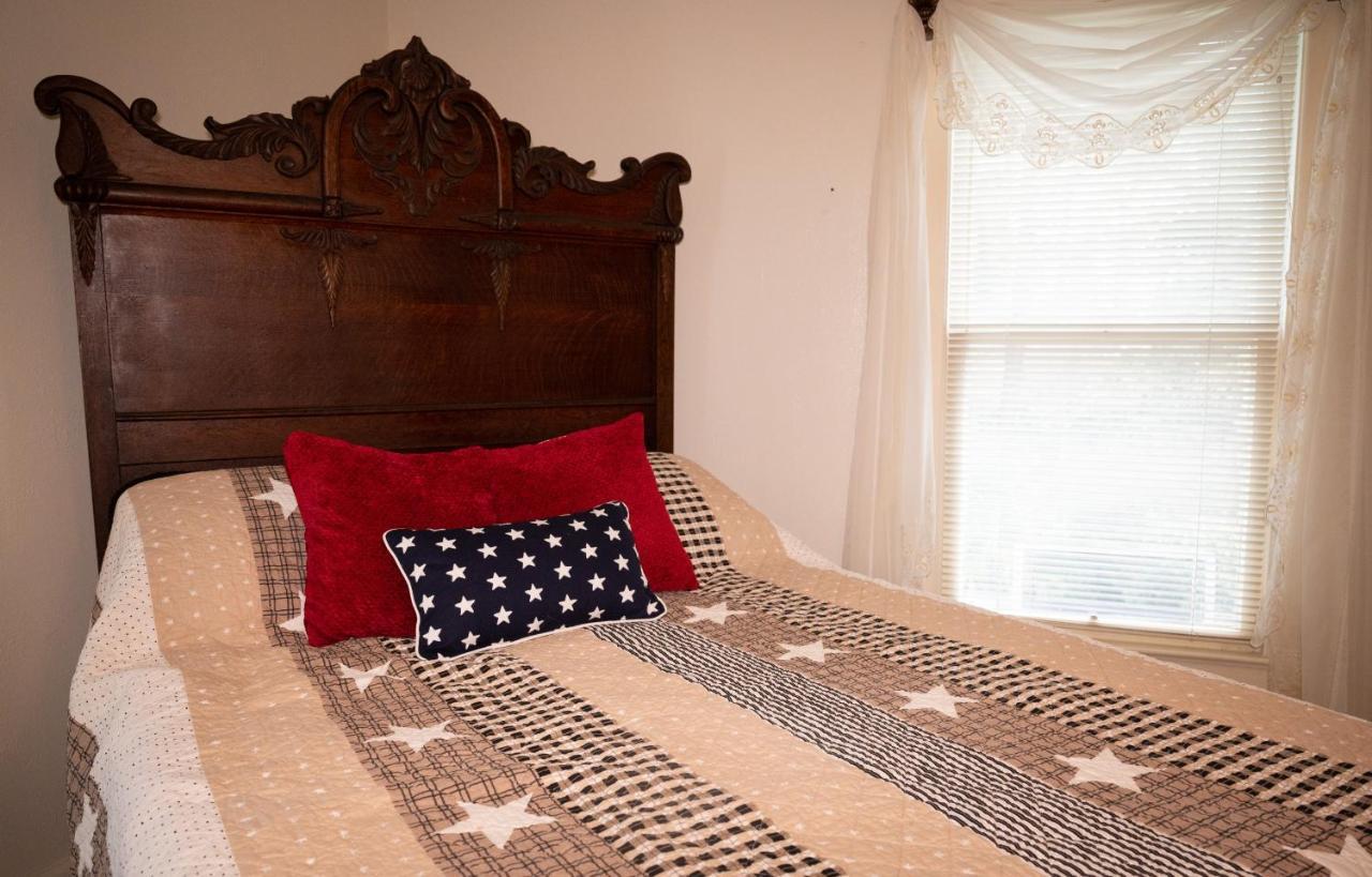 Elloree Bed And Breakfast ภายนอก รูปภาพ